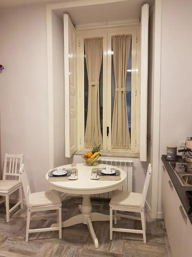 61 Piazza Cavour Hotell Neapel 0*,  Italien