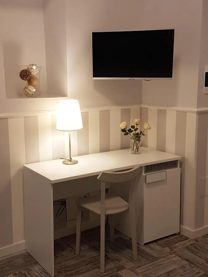 61 Piazza Cavour Hotell Neapel