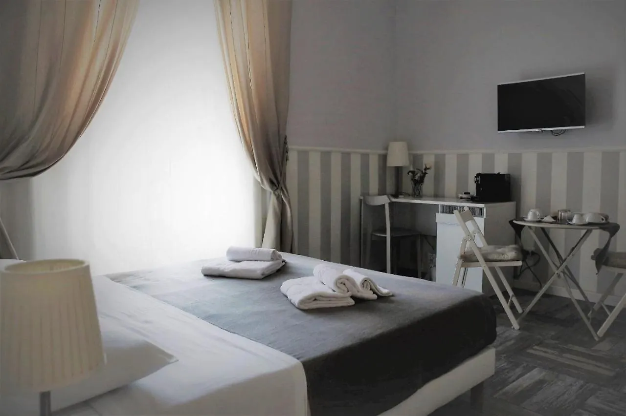 61 Piazza Cavour Hotell Neapel Pensionat